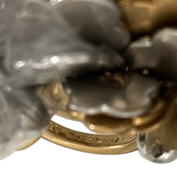 NWT! MARC JACOBS MULTI PETAL CHARM RING - Picture 5 of 5
